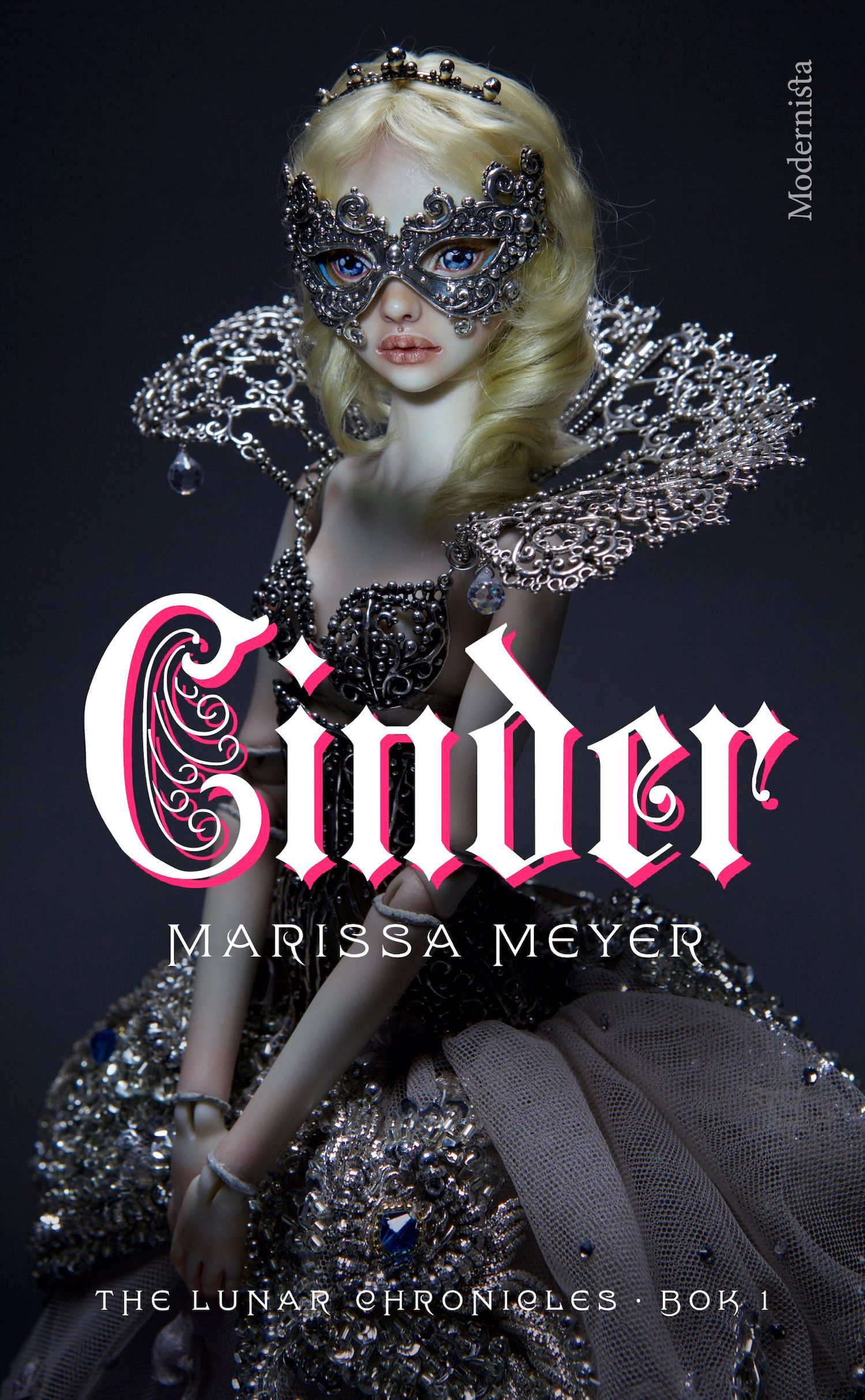 Cinder, e-bok av Marissa Meyer